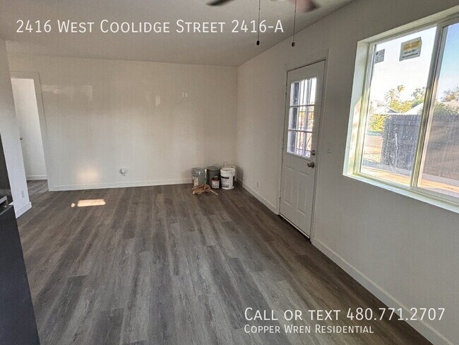Foto del edificio - 2416 W Coolidge St