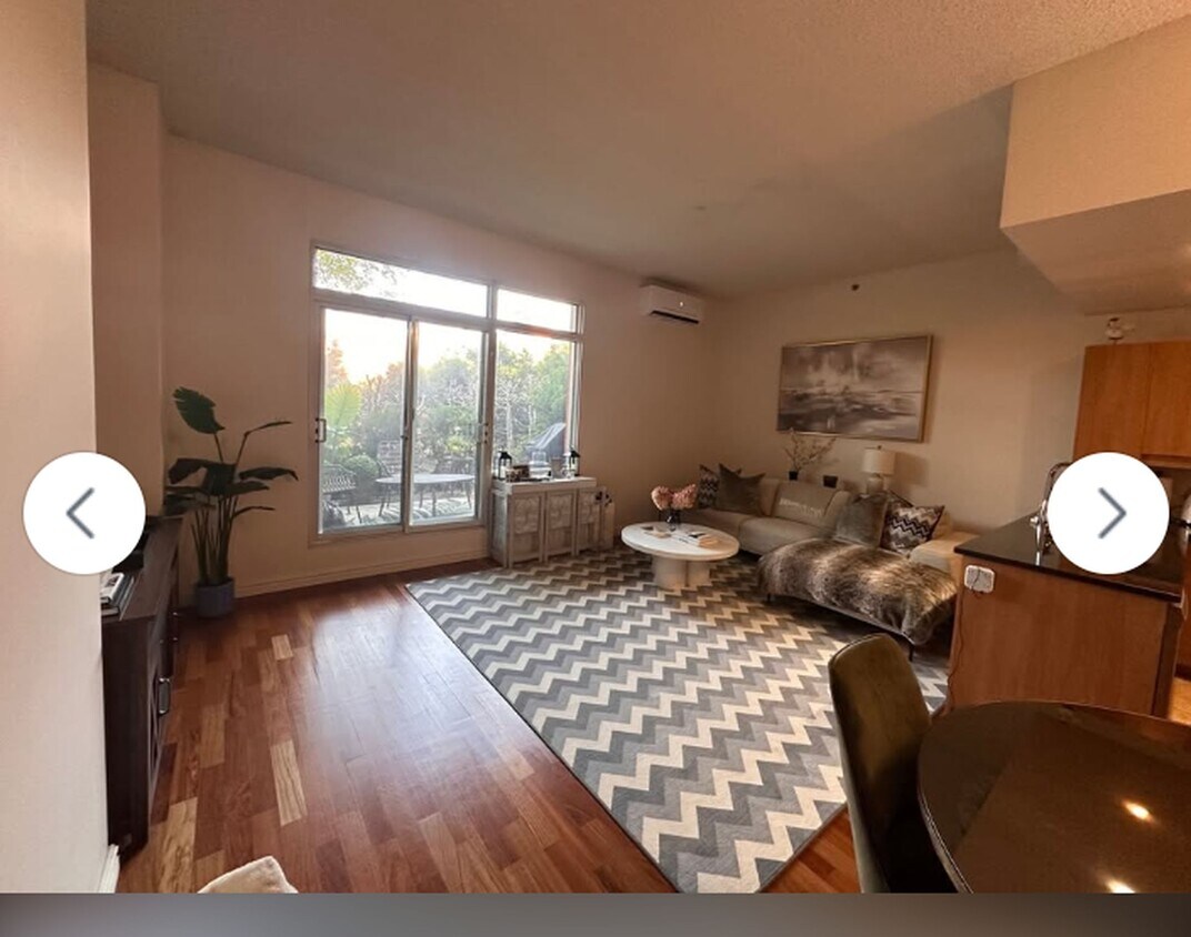 Primary Photo - 2700 Rufus Rockhead