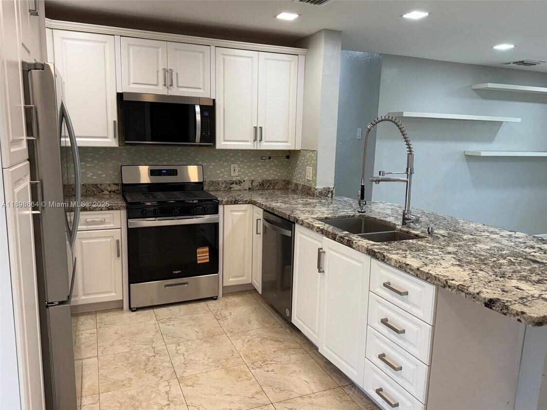 Foto principal - 1498 SW 47th Terrace