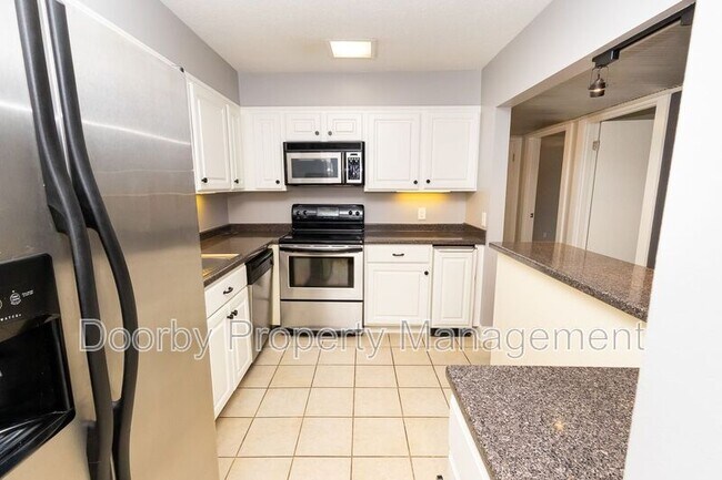 Foto del edificio - 568 River St