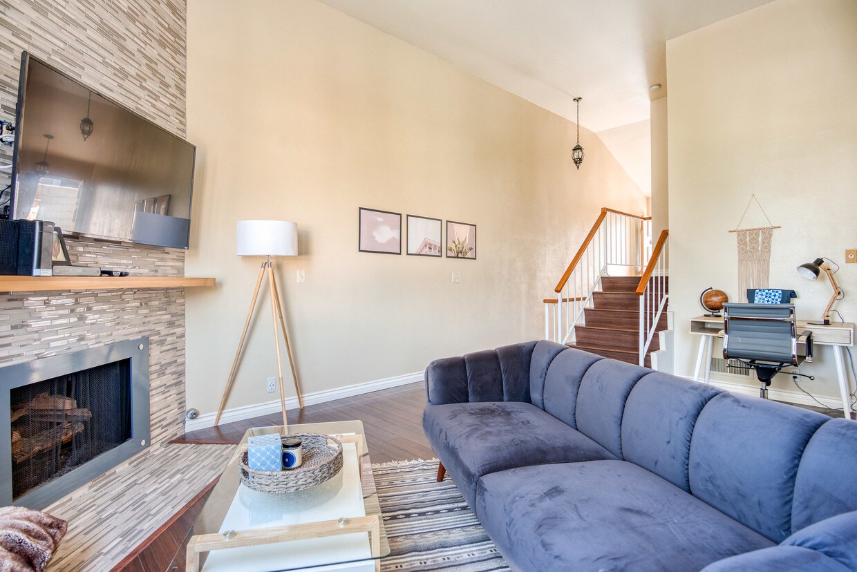 Foto principal - 4628 Don Lorenzo Dr