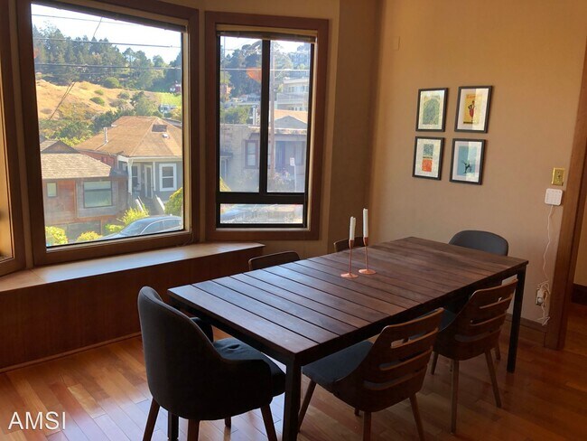 Building Photo - 2 br, 2 bath House - 460 Valley