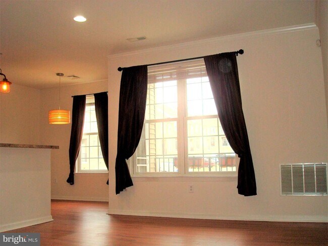 Foto del edificio - 3141 W Thompson St