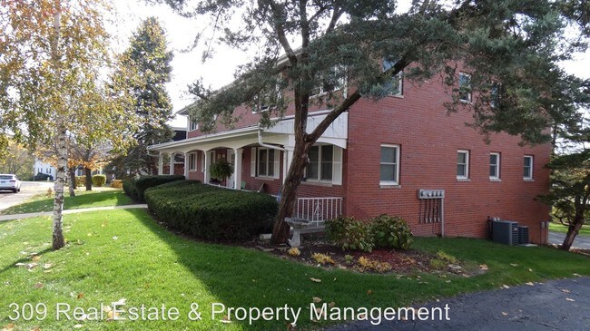 Building Photo - 1546 W Tiffany Ct