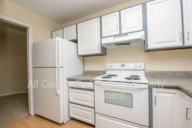 Building Photo - 1610 Westbridge Dr