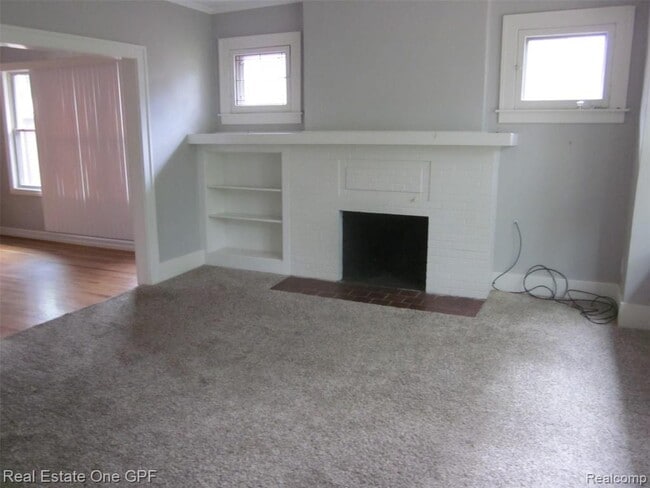 Building Photo - 1016 Beaconsfield Ave