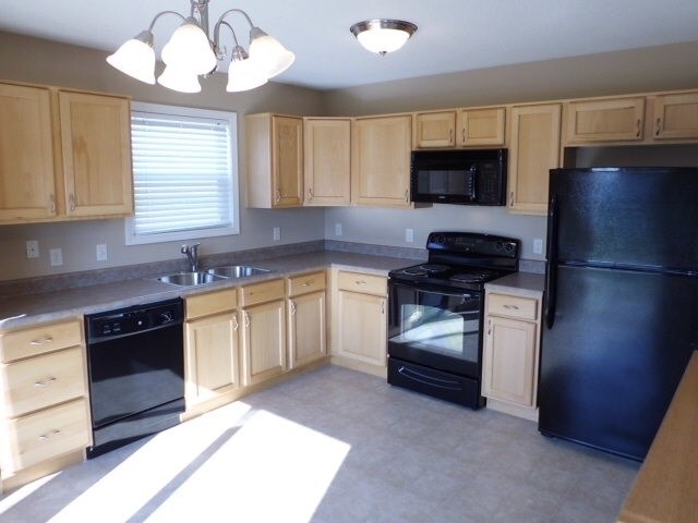 Foto del edificio - 12315 Hummingbird Cove