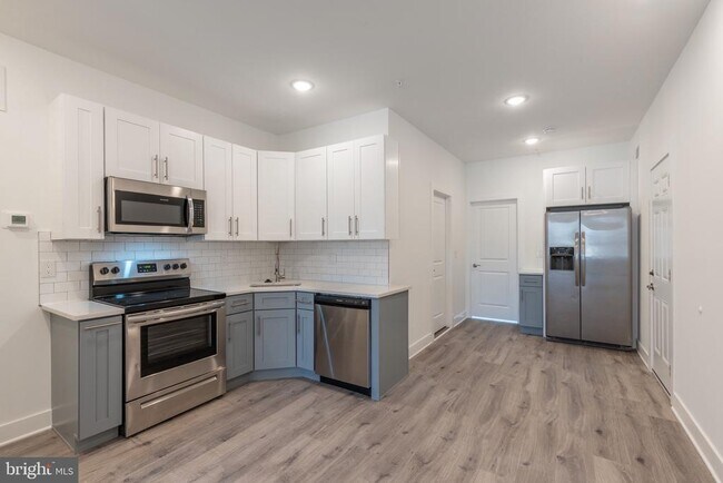 Foto del edificio - 1423 N 8th St