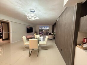 Building Photo - 6039 Collins Ave