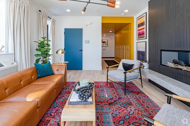 Lobby - 3725 Stinson