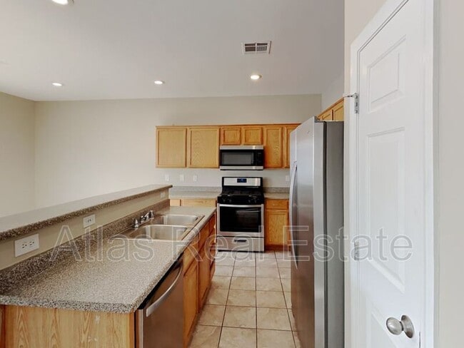 Building Photo - 4841 Quartz Crest St