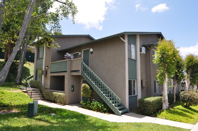 Building Photo - Rosewood Apartments