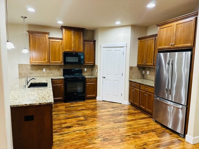 Foto del edificio - Beautiful Pioneer Canyon Home