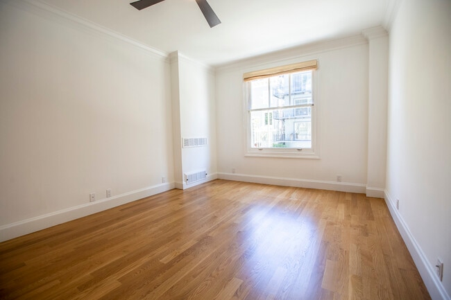 Foto del edificio - 1870 Jackson St