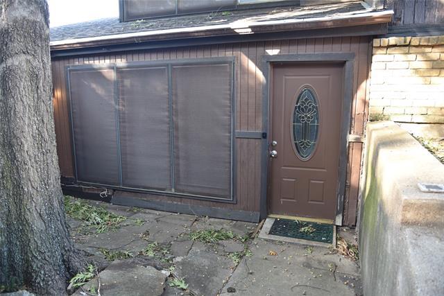 Primary Photo - 5506 Willow Cir