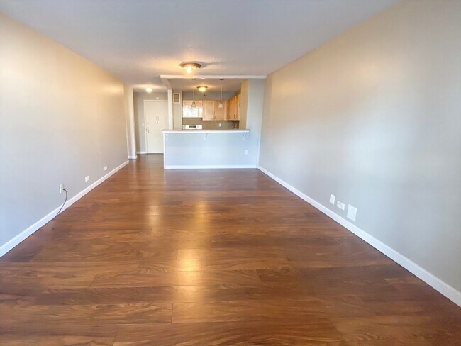 Building Photo - 151 Tremont St