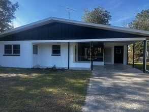 Building Photo - 3 Spring Loop