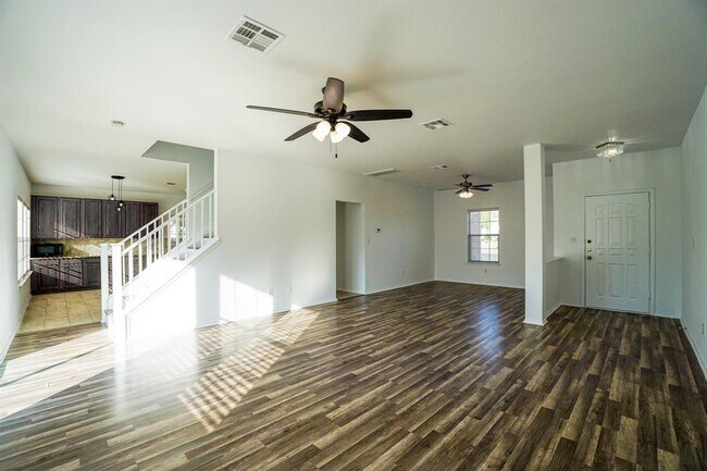 Building Photo - 801 Cisco Valley Cv