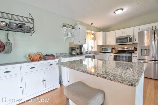 Foto del edificio - 4 br, 2 bath House - 670 Saxony Circle