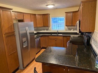 Kitchen - 330 26th St