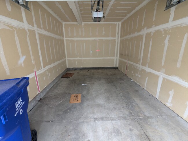 Foto del edificio - 14474 S Renner Ln