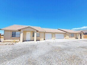 Building Photo - 600 San Lorenzo St
