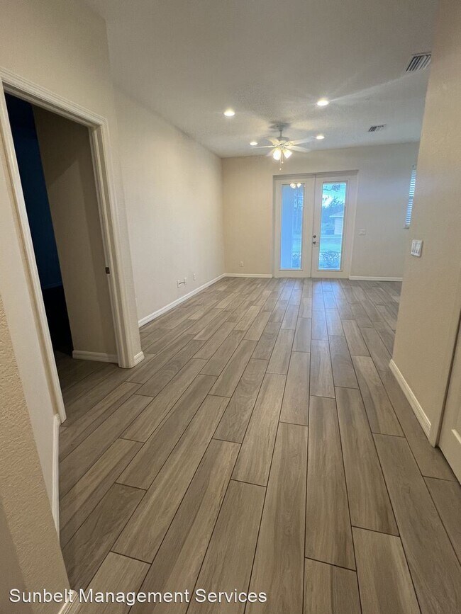 Building Photo - 3 br, 2 bath House - 1158 Oceanic Road