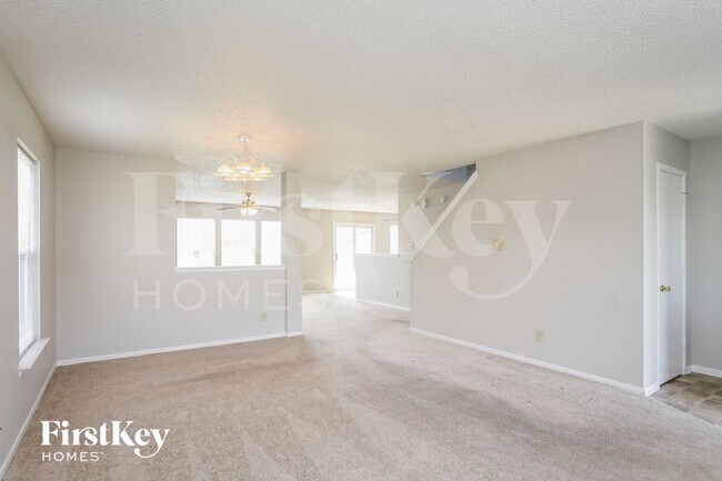 Building Photo - 6827 W Littleton Dr