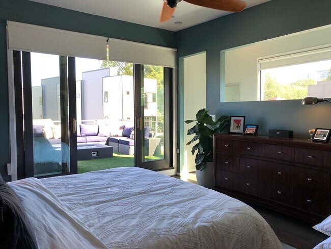 Foto del edificio - 913 Westbrook Dr