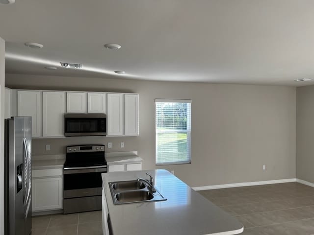 Building Photo - 15253 Wildflower Cir
