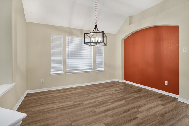Building Photo - 21558 Duke Alexander Dr