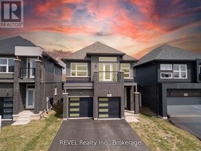 Building Photo - 139 Caroline St