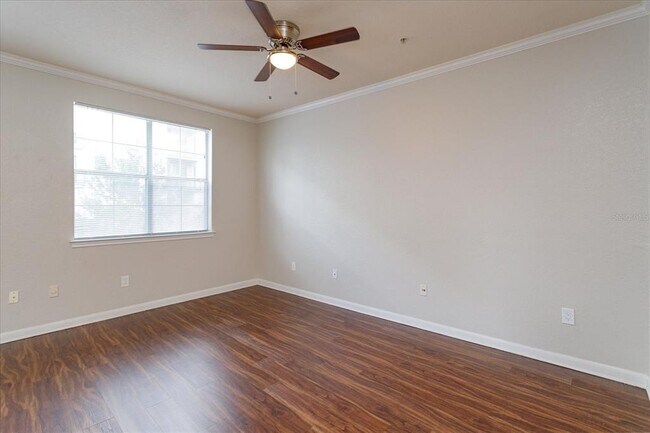 Foto del edificio - 860 N Orange Ave