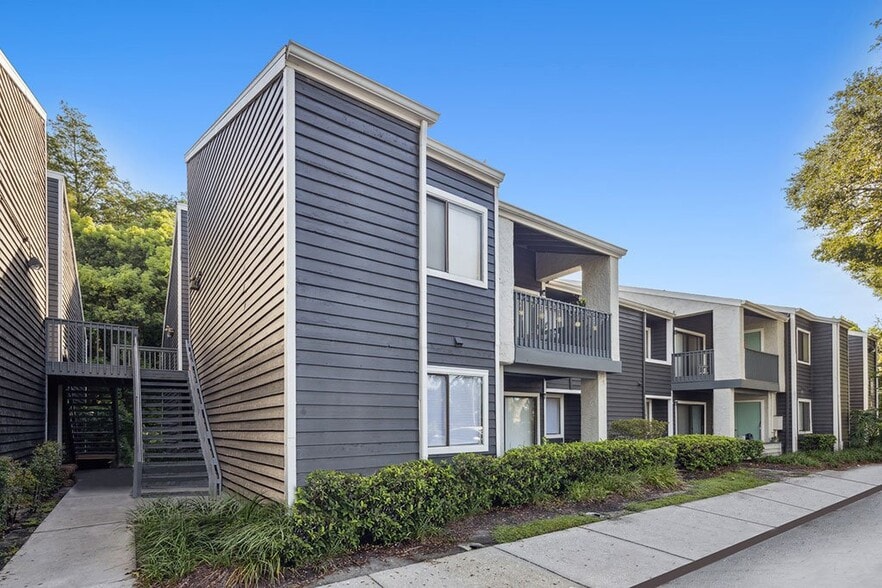 Pointe at Carrollwood