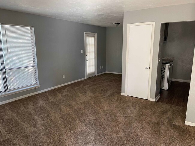 Foto del edificio - 2010 Bradford Ct