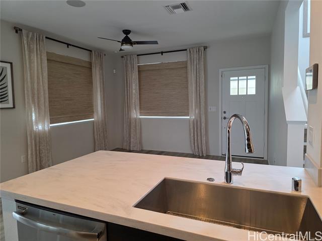 Building Photo - 91-1841-1841 Keaunui Dr