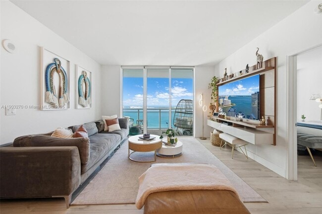 Foto del edificio - 951 Brickell Ave