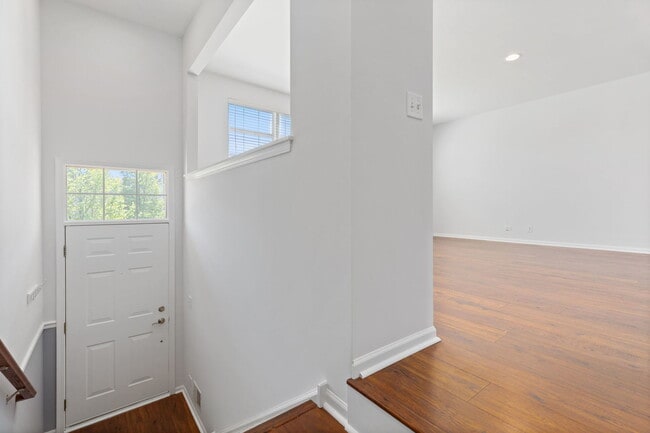 Building Photo - 3576 Gabrielle Ln
