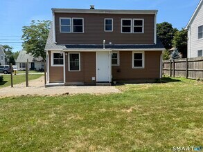 Building Photo - 41 Albin Rd