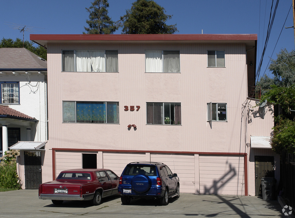 Primary Photo - 357 Athol Ave