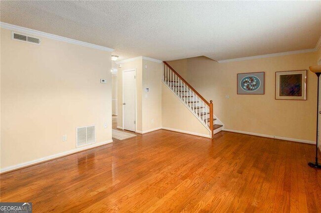 Foto del edificio - 6900 Roswell Rd NE