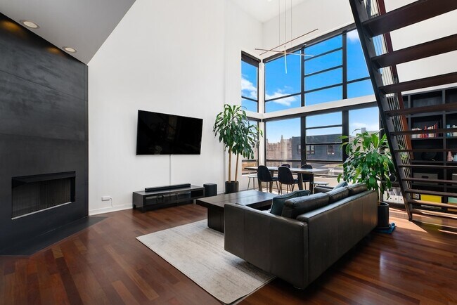 Foto del edificio - 808 N Greenview Ave
