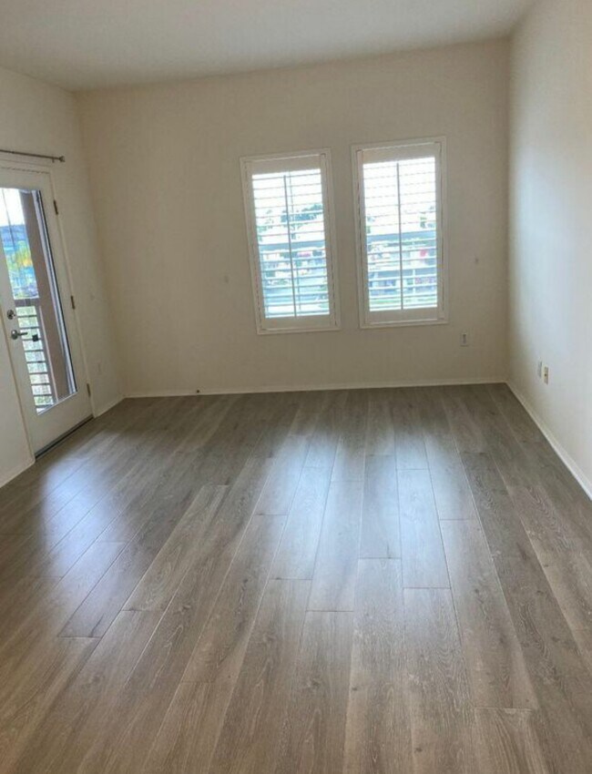 Building Photo - 3550 Torrance Blvd