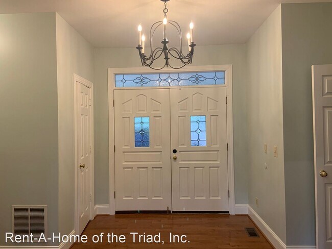 Building Photo - 3 br, 2.5 bath House - 6912 Wooden Rail Lane
