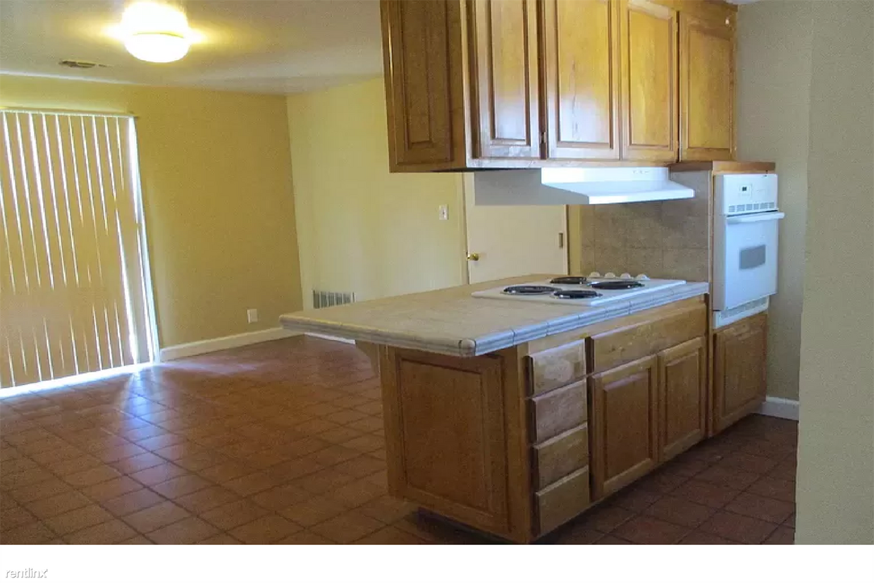 Building Photo - 3 br, 2 bath House - 36387 Concord St