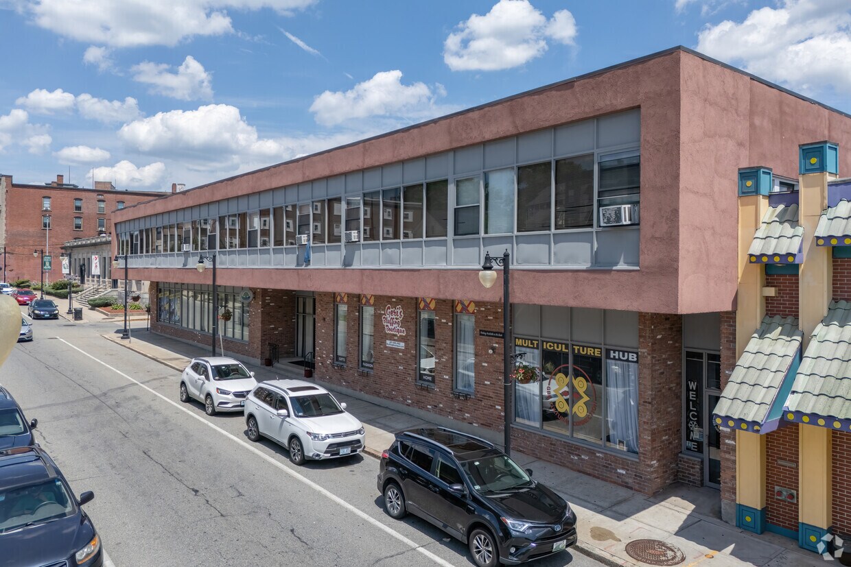 Mixed-Use Investment - 271-285 Main St