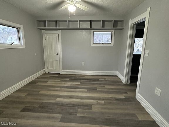 Building Photo - 220 Lake Ave