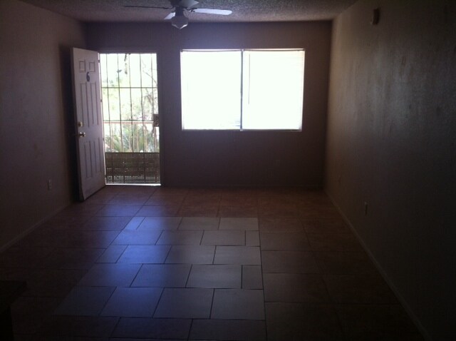 Foto del edificio - 151 N Palo Verde Dr