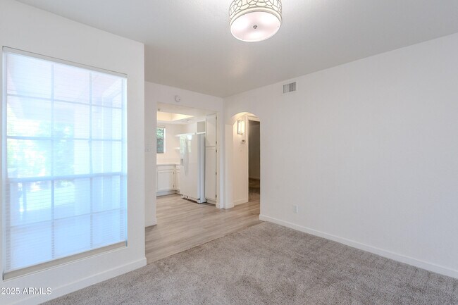 Building Photo - 5950 N 78th St