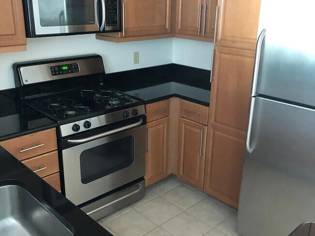 Foto del edificio - 11760 Sunrise Valley Dr